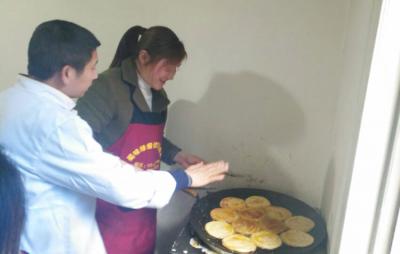 成都小吃5G影院天天爽成人免费下载